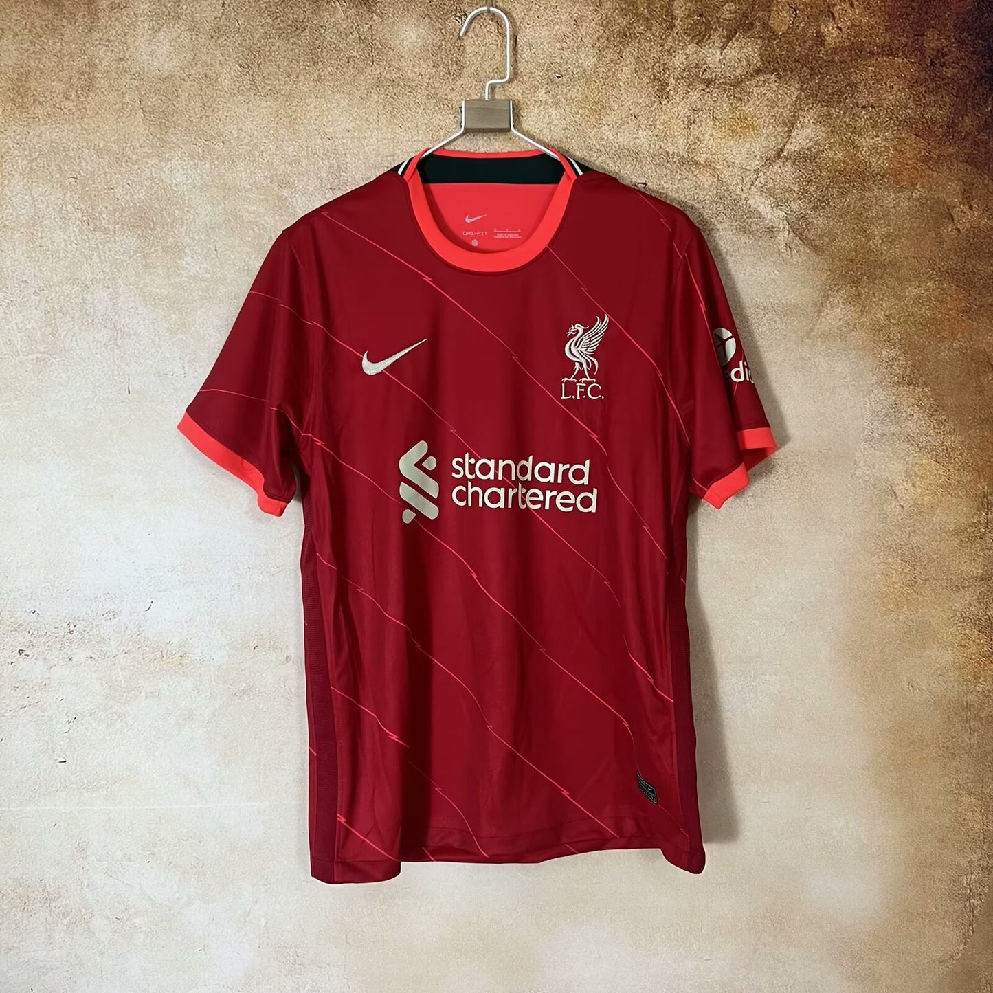 Retro LVP 2021-22