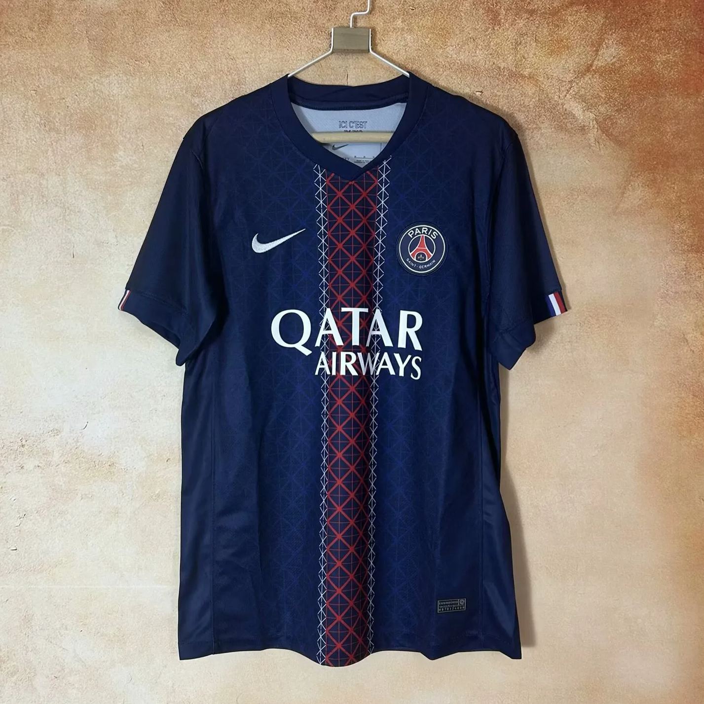 Paris 25/26 Home Kit