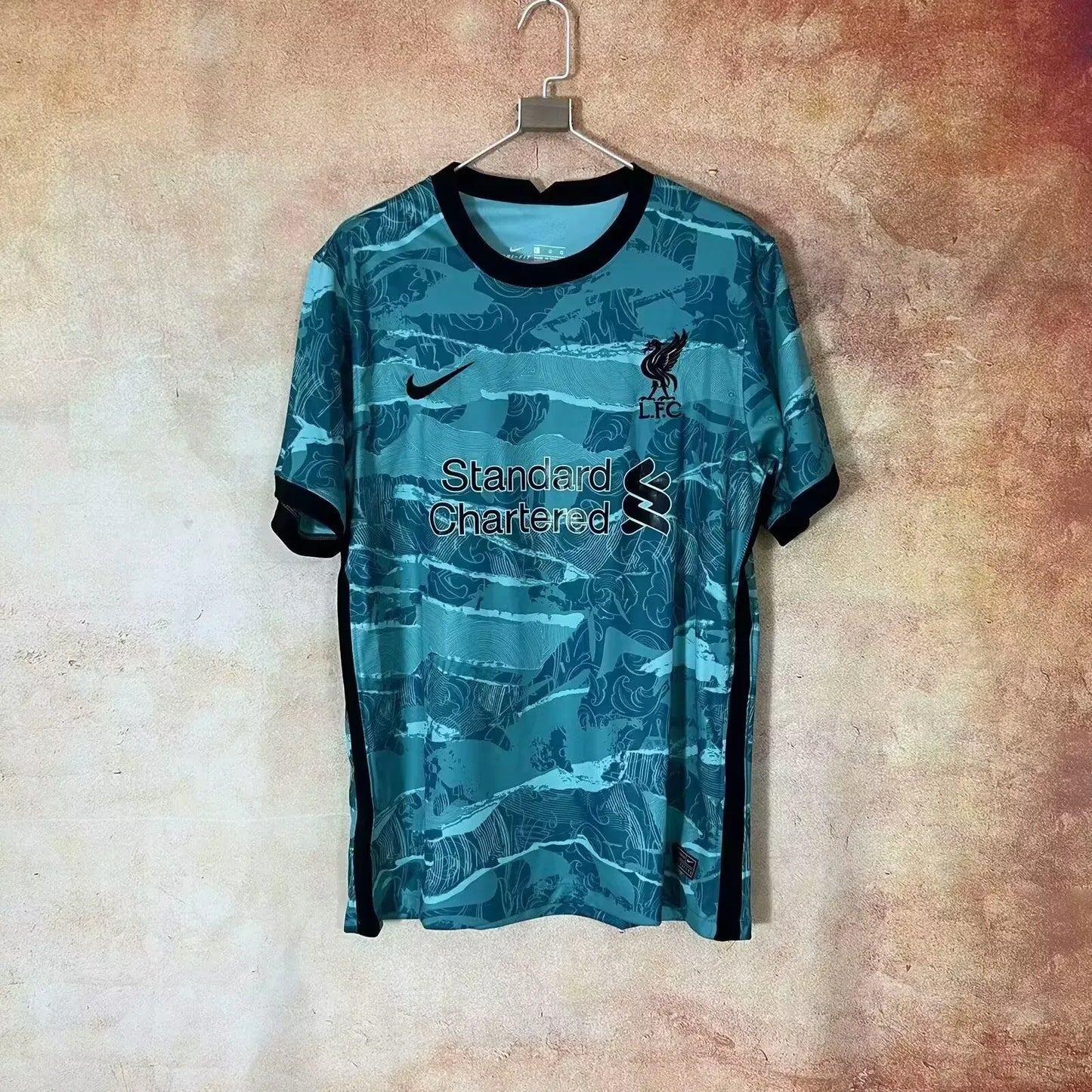 Retro LVP 2020-21