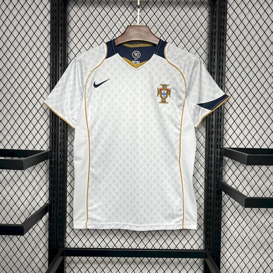 Retro 2004 Portugal Size: -