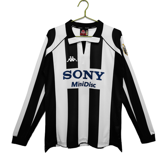 Retro Juventus Long Sleeves 1997/98 (Home)