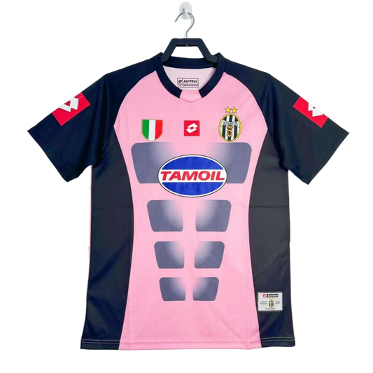 Retro 2002/03 Juventus Pink